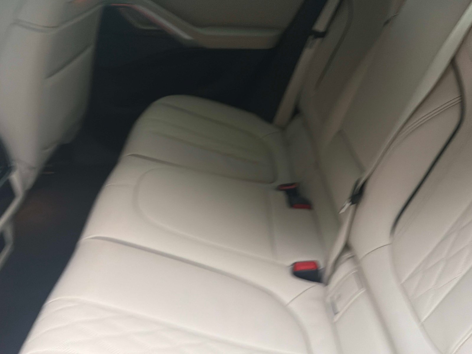 Used 2023 BMW X6 M50i w/ Executive Package AWD/4WD image 12