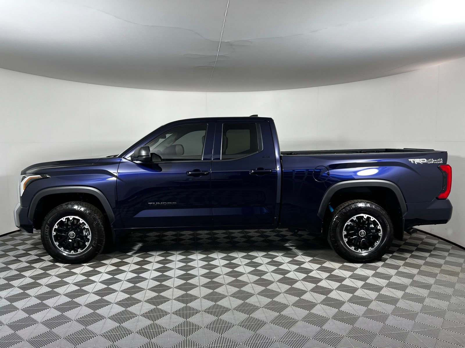 Used 2024 Toyota Tundra SR5 image 7