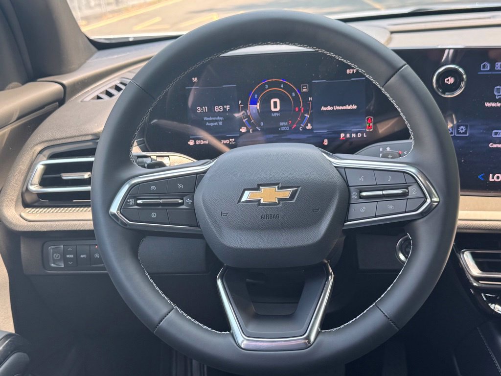 New 2026 Chevrolet Traverse LT w/ Driver Confidence Package AWD/4WD image 15