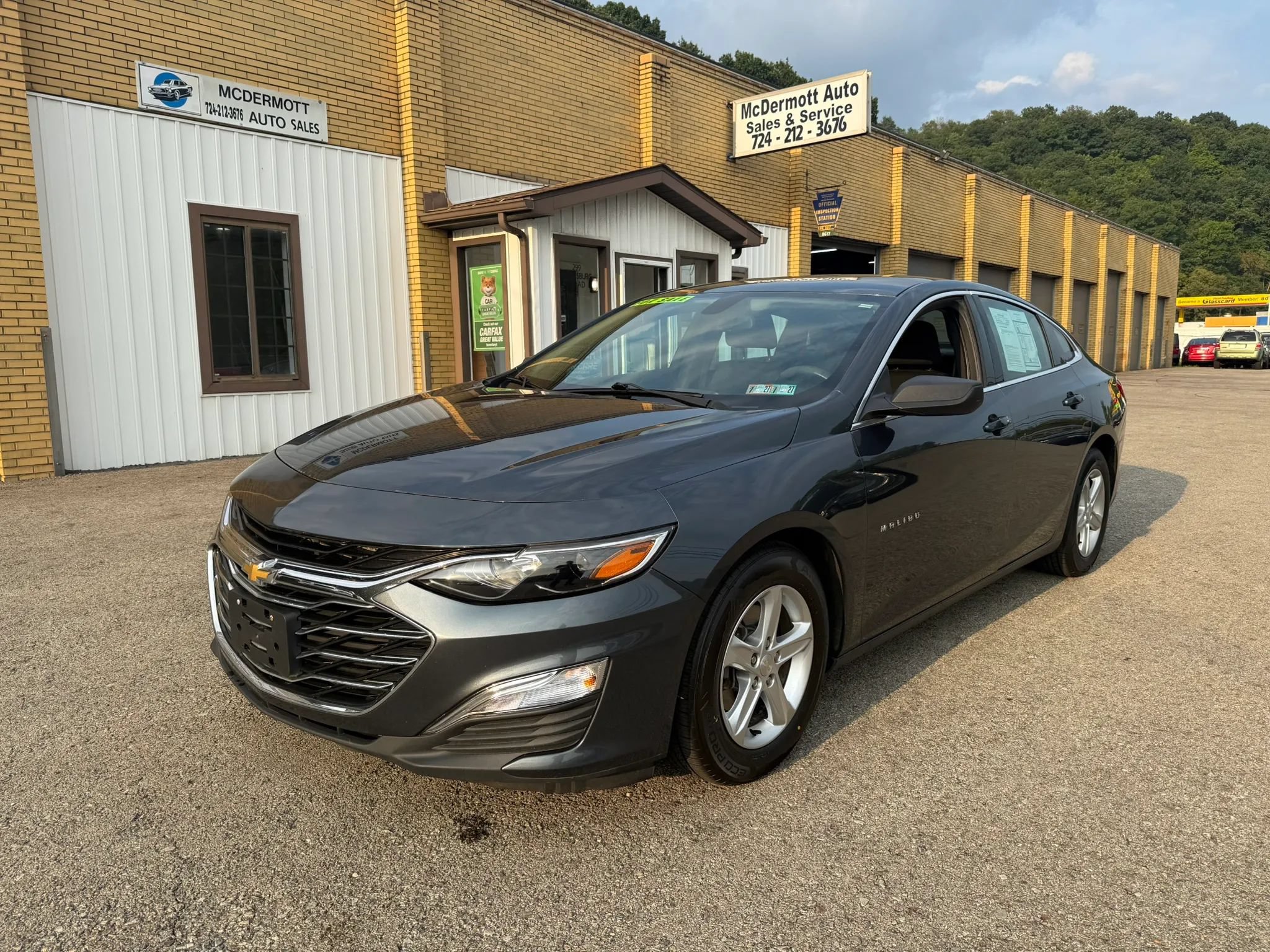 Used 2019 Chevrolet Malibu LS FWD image 1