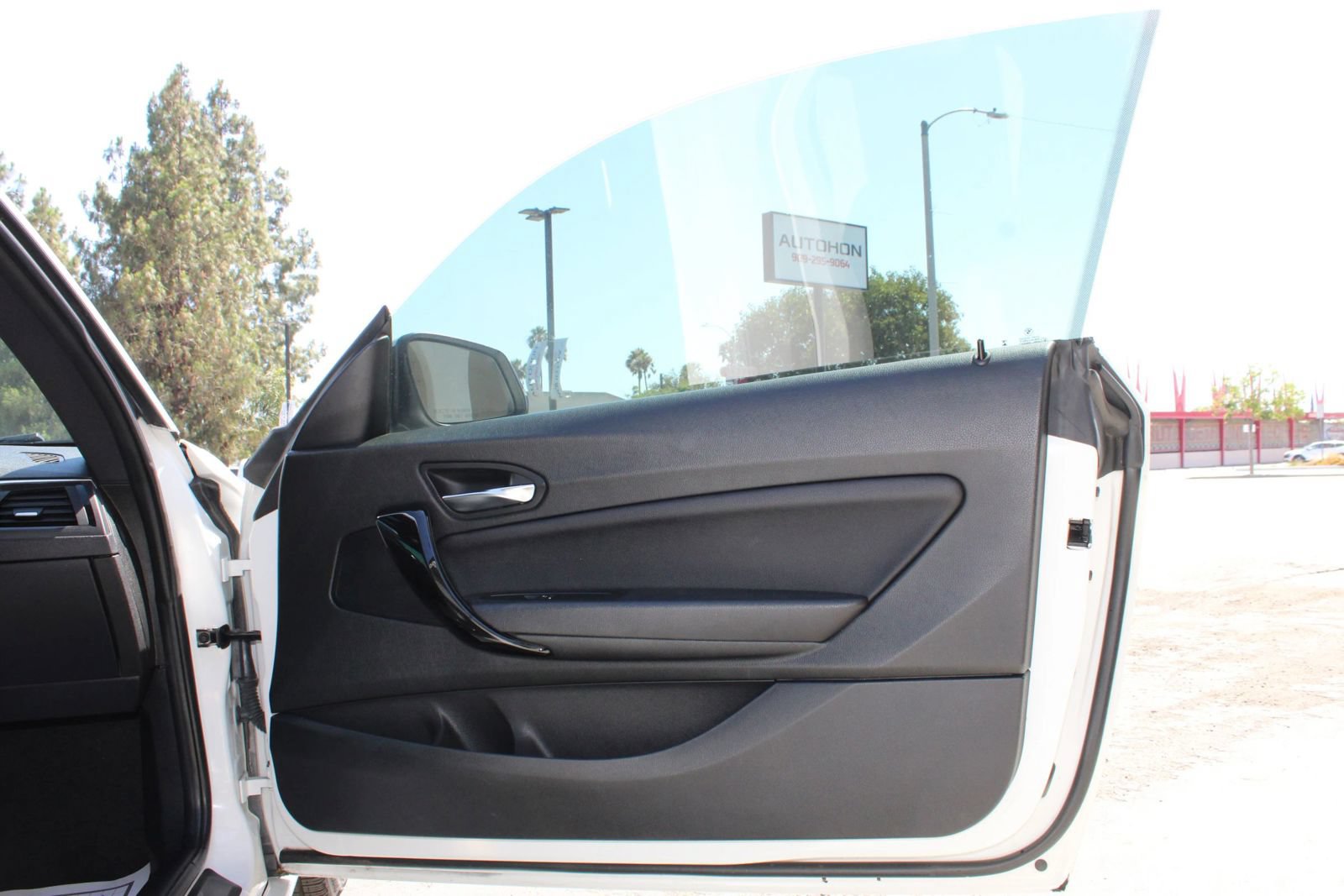 Used 2019 BMW 230i Coupe w/ Convenience Package RWD image 11