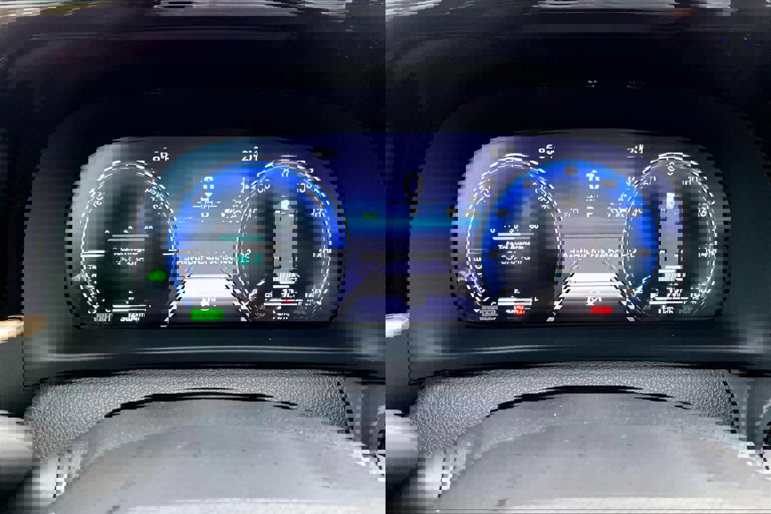 Used 2023 Toyota Crown Limited image 26