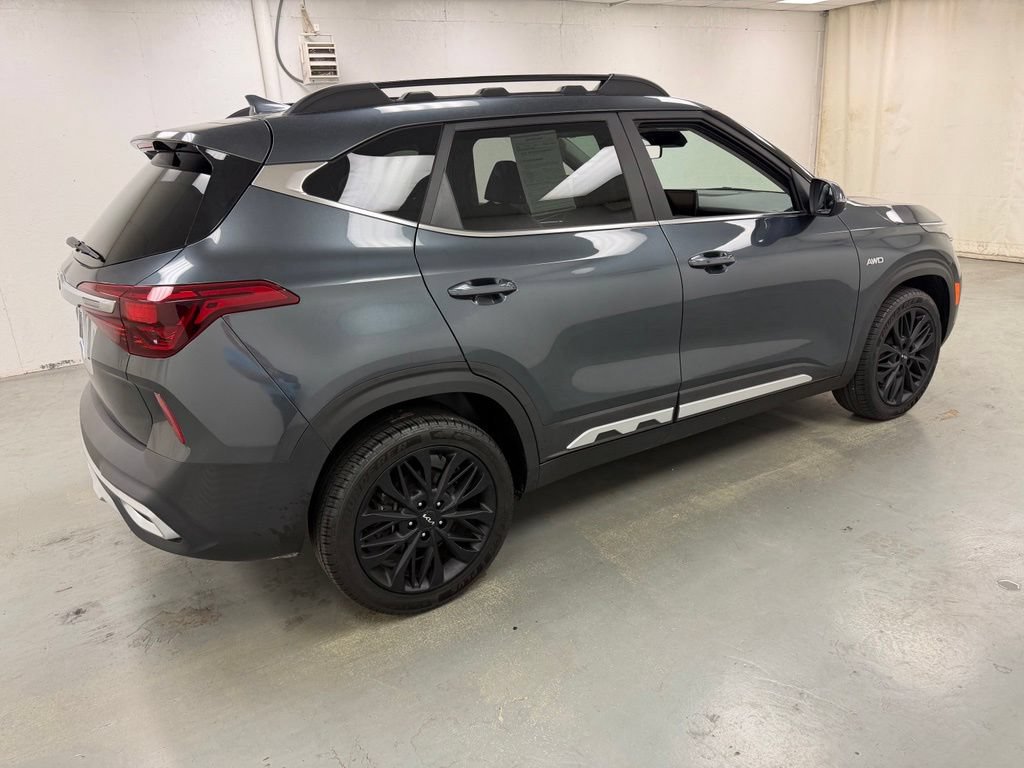 Used 2023 Kia Seltos Nightfall Edition AWD/4WD image 5