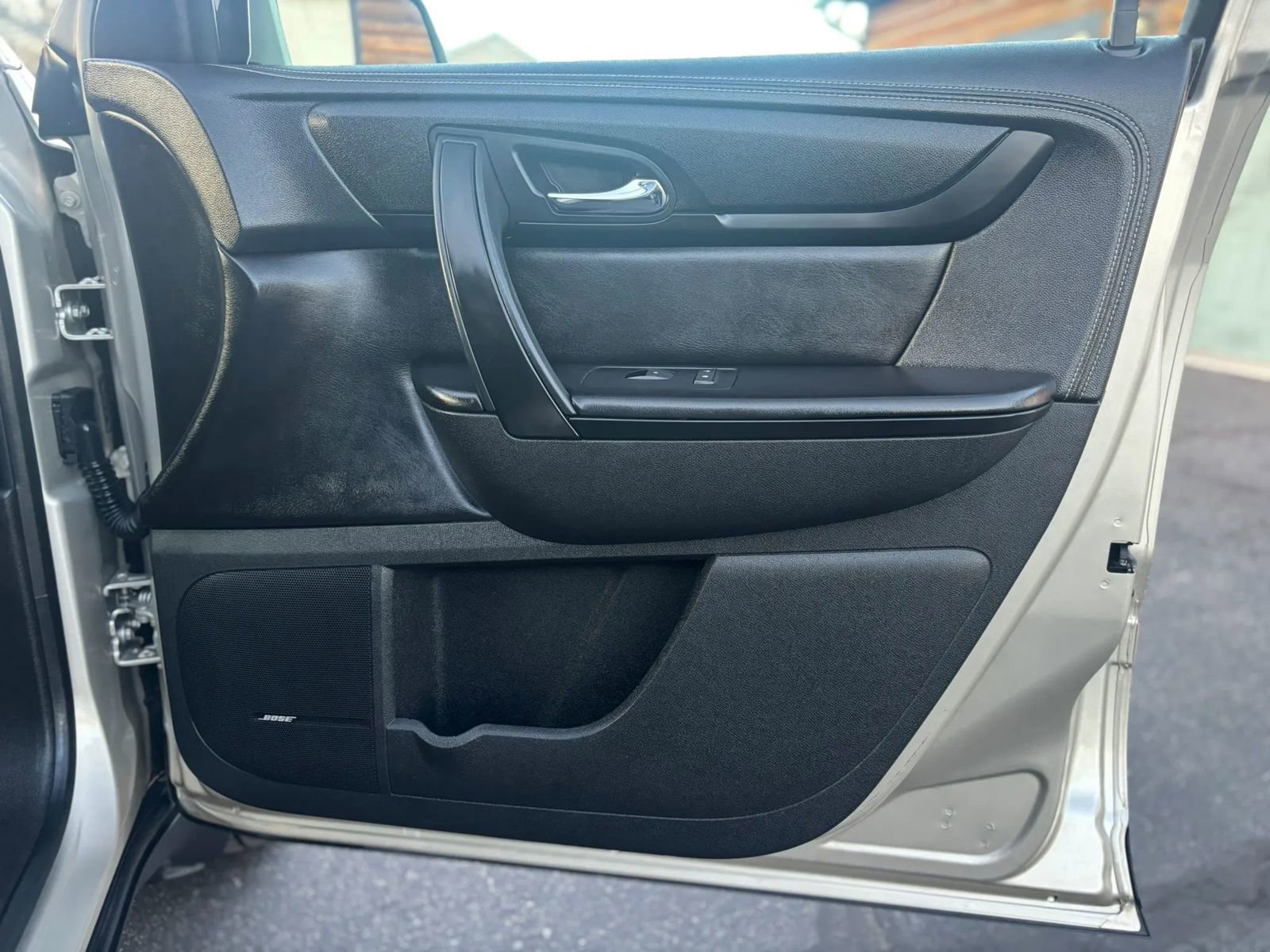 Used 2015 Chevrolet Traverse LT AWD/4WD image 24