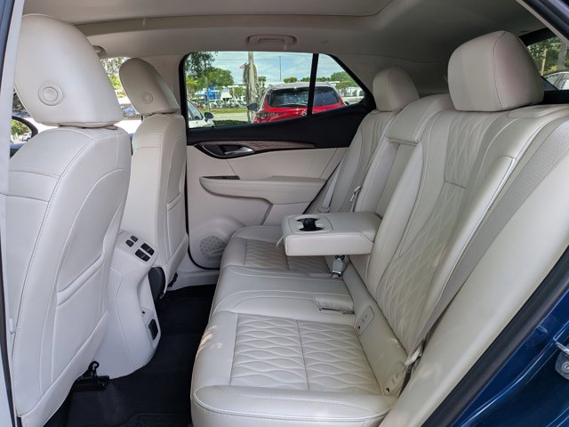 Used 2023 Buick Envision Avenir image 16