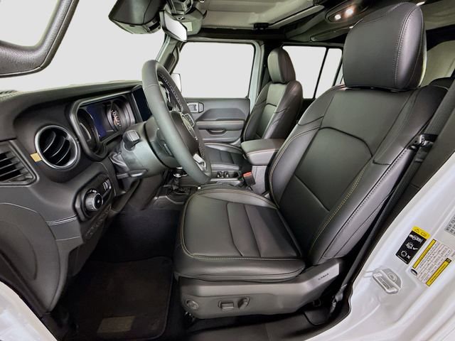 New 2025 Jeep Wrangler Sahara image 20