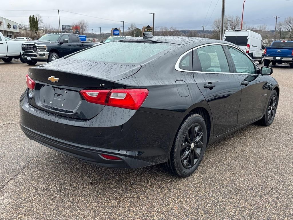 Used 2024 Chevrolet Malibu LT FWD image 4