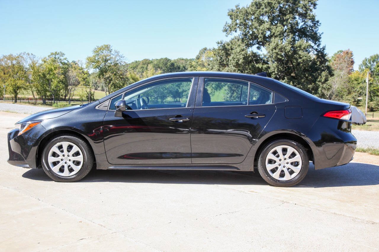 Used 2021 Toyota Corolla LE FWD image 9