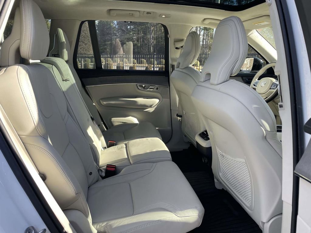 Used 2026 Volvo XC90 B6 Ultra w/ Lounge Package image 52