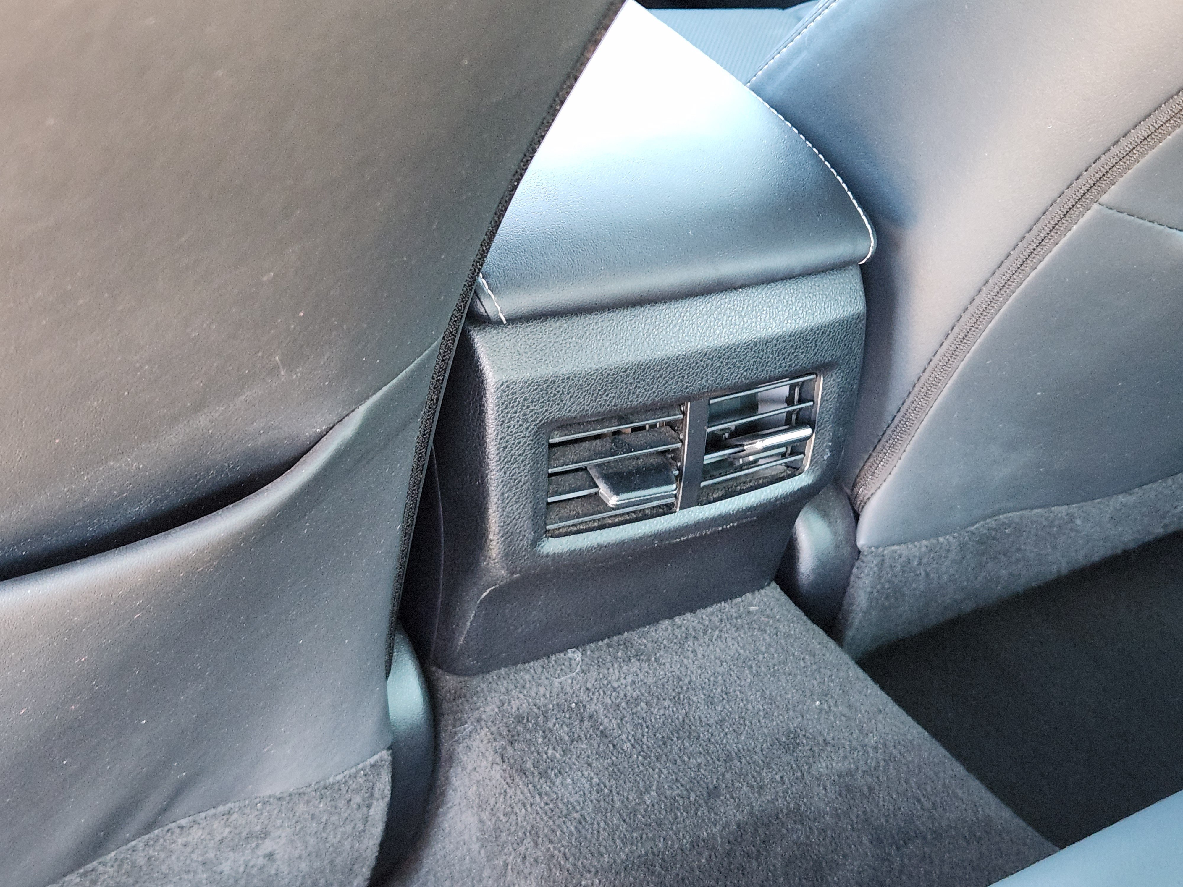 Used 2022 Lexus IS 300 w/ Premium Package RWD image 38