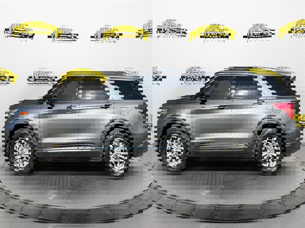 Used 2021 Ford Explorer Limited w/ Equipment Group 301A image 2