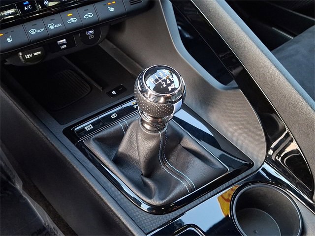 Used 2025 Hyundai Elantra N Base image 14
