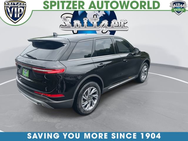 Used 2025 Lincoln Corsair AWD image 9