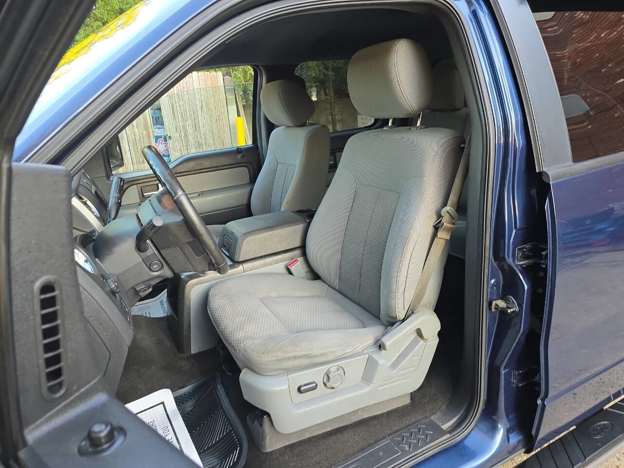 Used 2014 Ford F150 XLT w/ Equipment Group 302A Luxury image 11