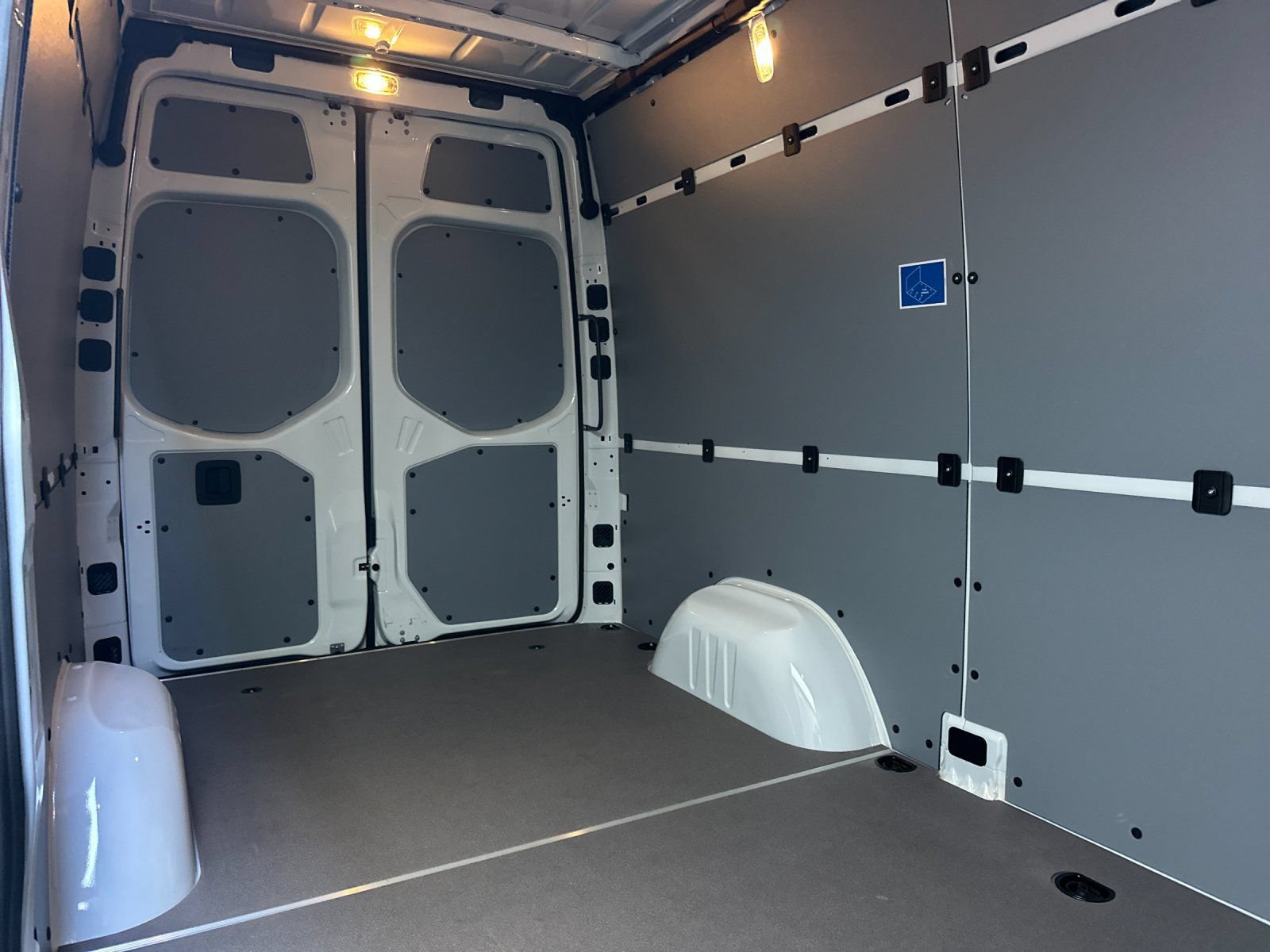 New 2026 Mercedes-Benz Sprinter 2500 image 13