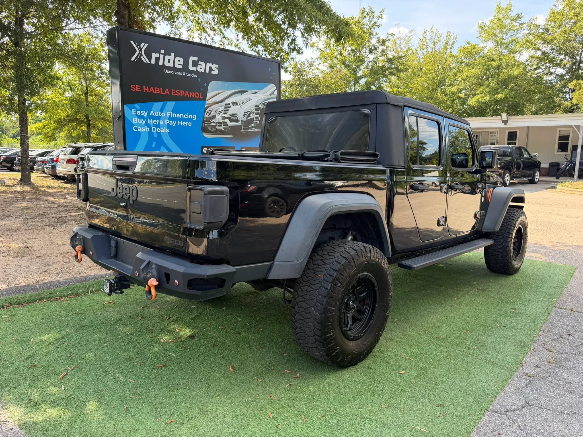 Used 2020 Jeep Gladiator Sport w/ Quick Order Package 24S AWD/4WD image 4