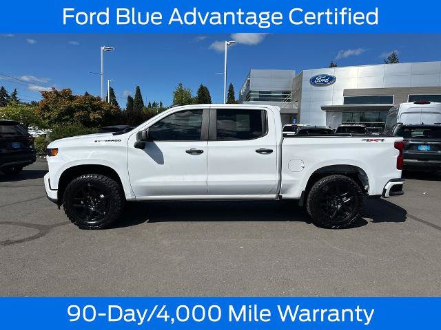 Used 2022 Chevrolet Silverado 1500 Custom w/ LPO, Blackout Package AWD/4WD image 4