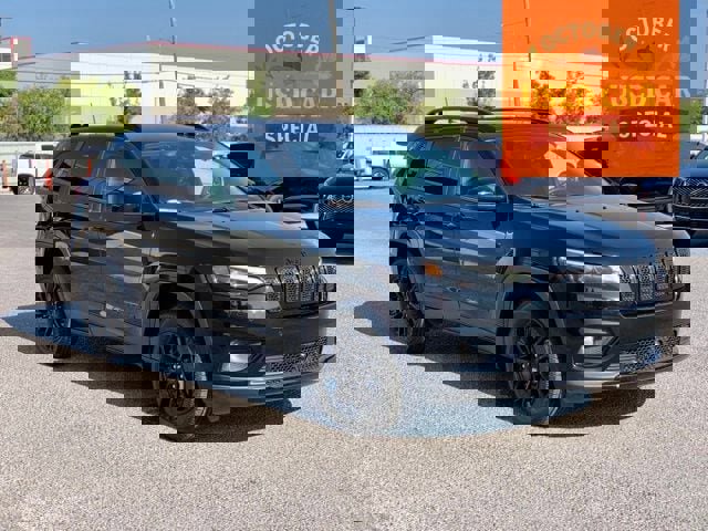 Certified 2023 Jeep Cherokee Altitude Lux