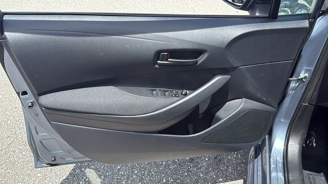 Certified 2025 Toyota Corolla LE image 17