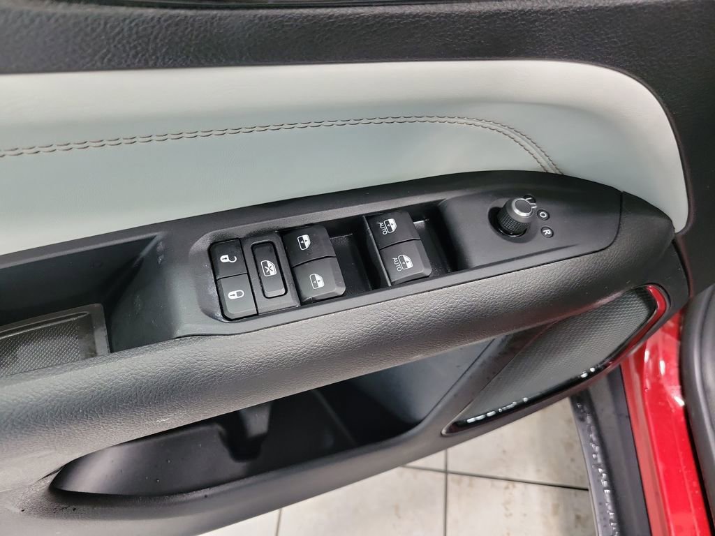 New 2026 Jeep Compass Limited image 10