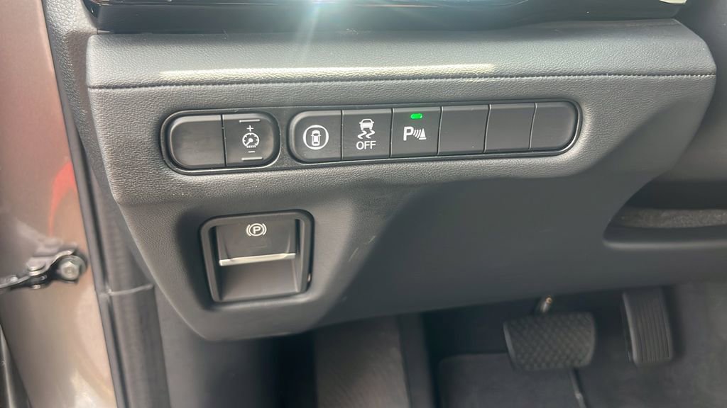 Used 2023 Acura MDX SH-AWD w/ Technology Package image 14