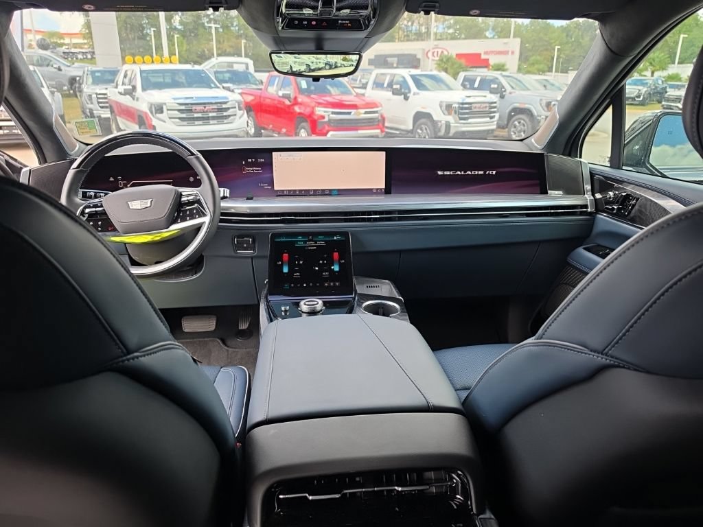 Certified 2026 Cadillac Escalade IQ Luxury 2 AWD/4WD image 19