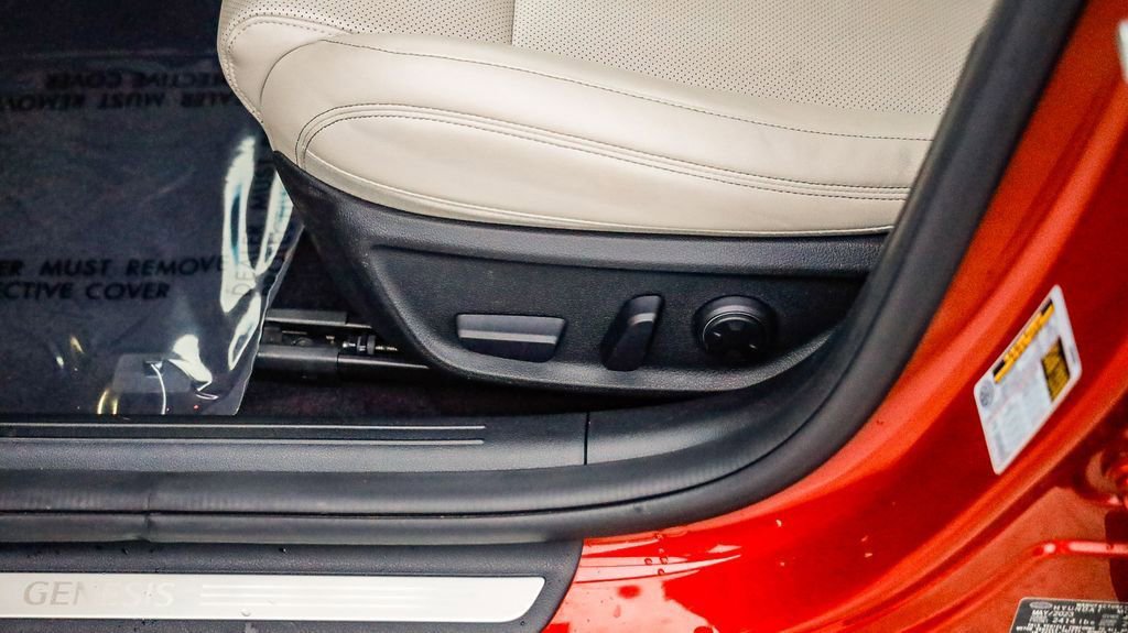 Used 2023 Genesis G70 2.0T image 22