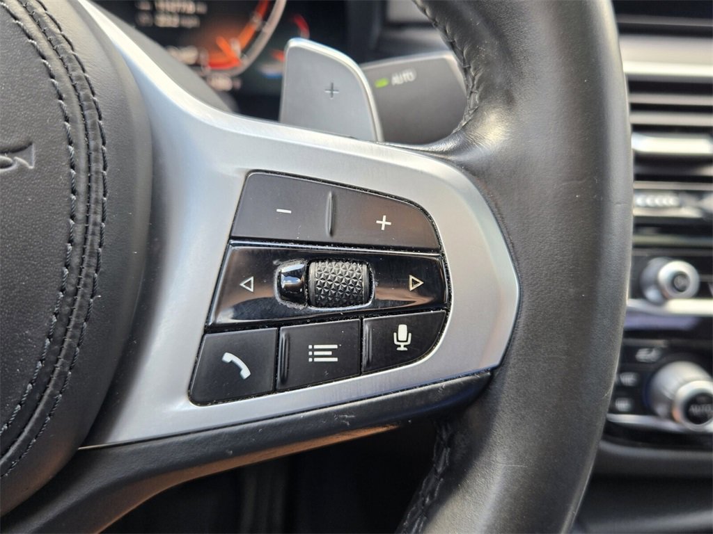 Used 2021 BMW 530i w/ M Sport Package image 26