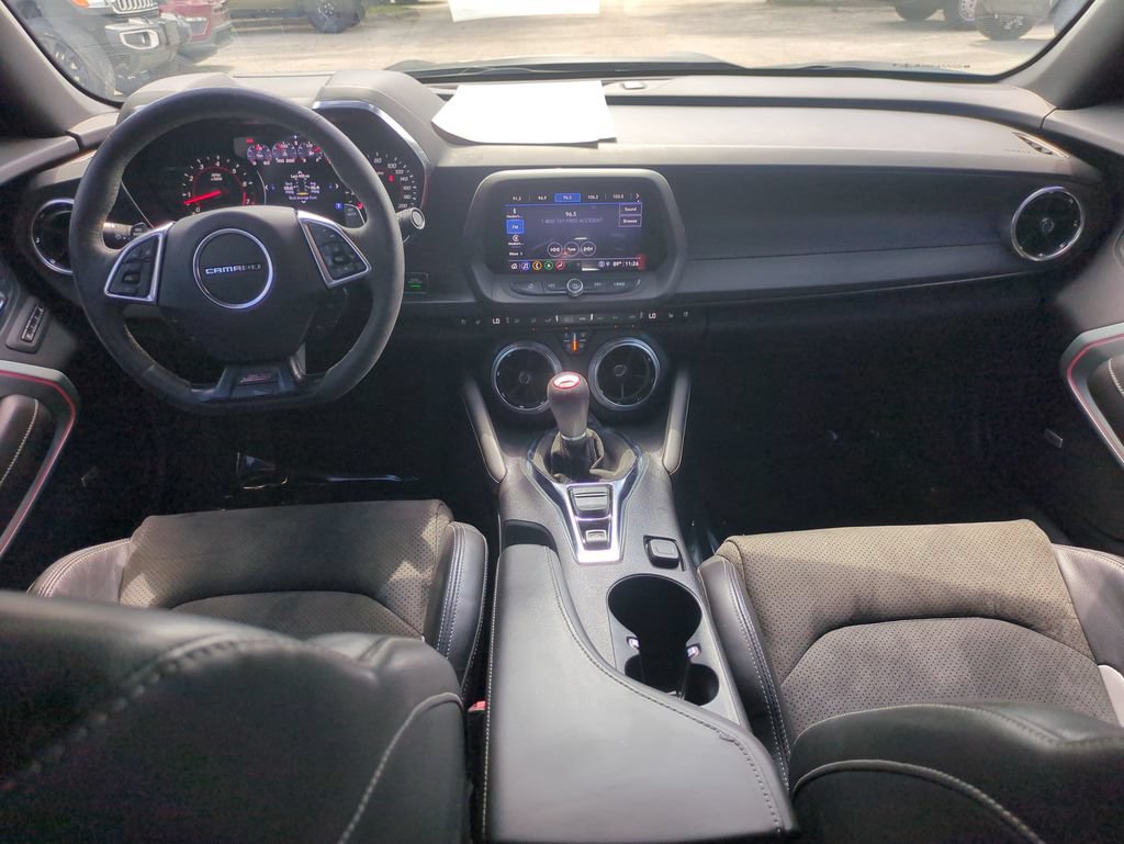 Used 2022 Chevrolet Camaro SS RWD image 15