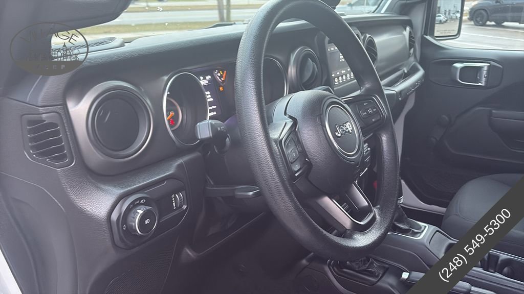 Used 2023 Jeep Wrangler Sport image 11