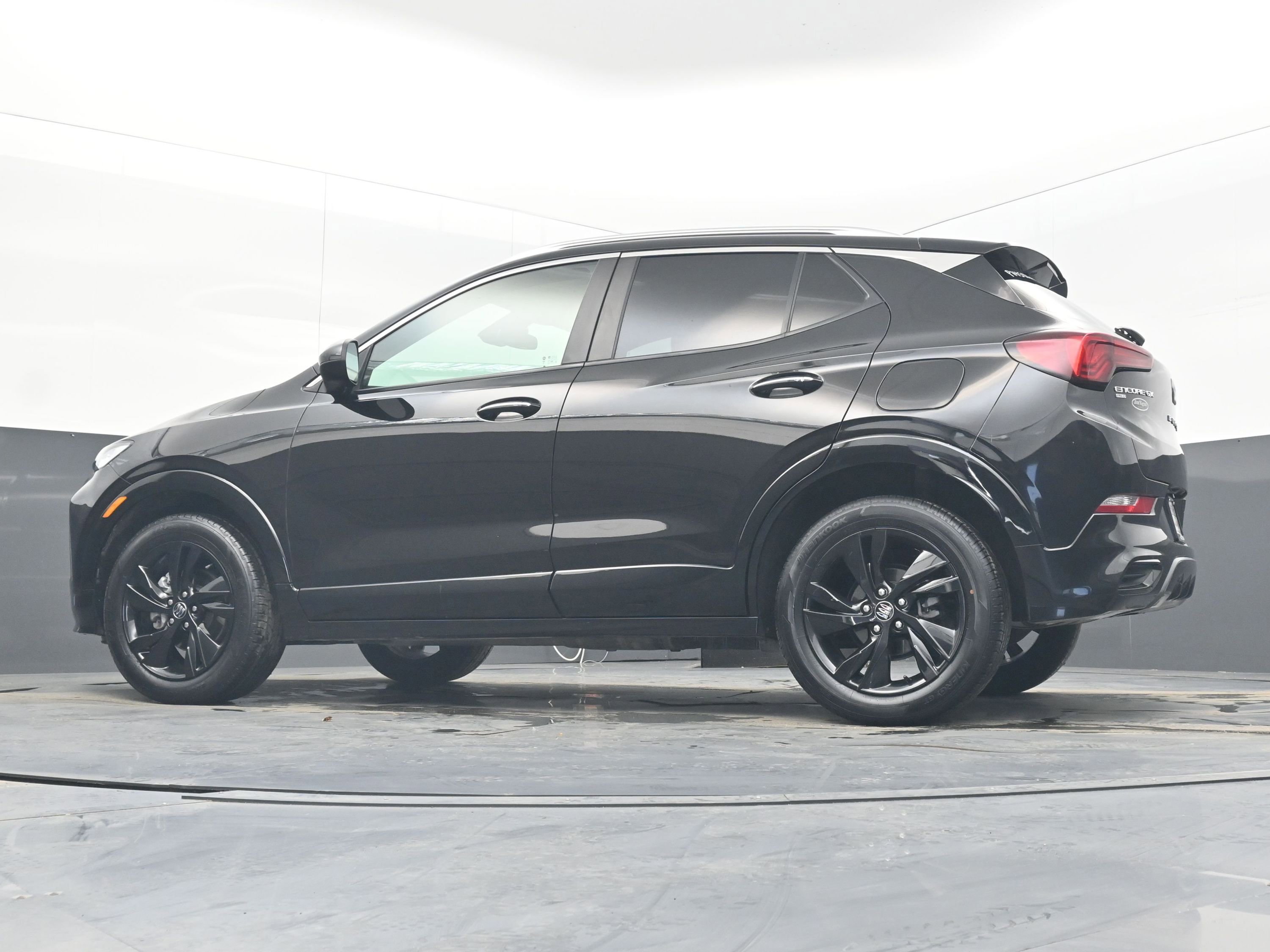 Used 2024 Buick Encore GX Sport Touring image 27