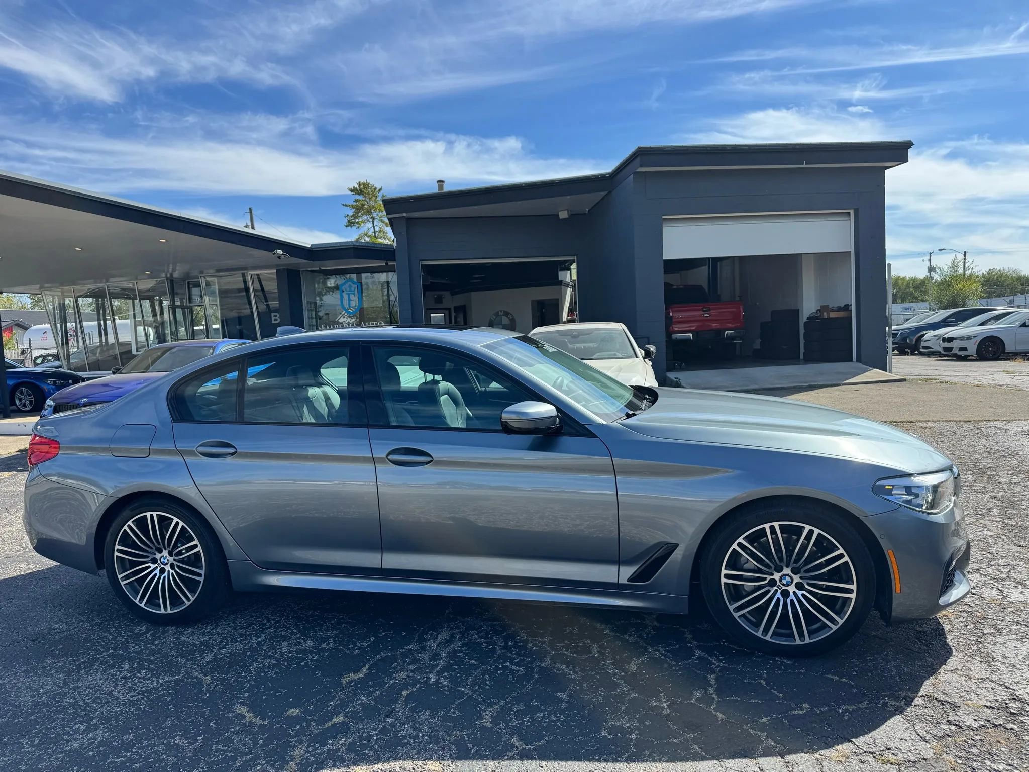 Used 2019 BMW 540i xDrive w/ M Sport Package image 8