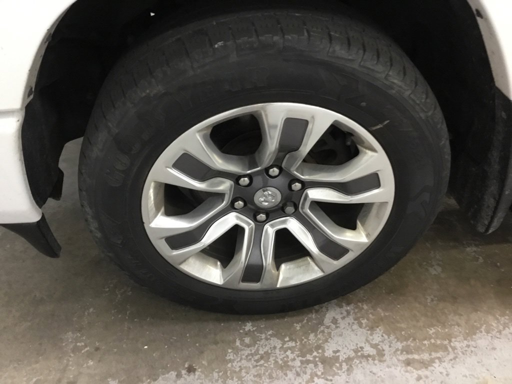 Used 2022 RAM 1500 Limited w/ Body Color Bumper Group AWD/4WD image 4