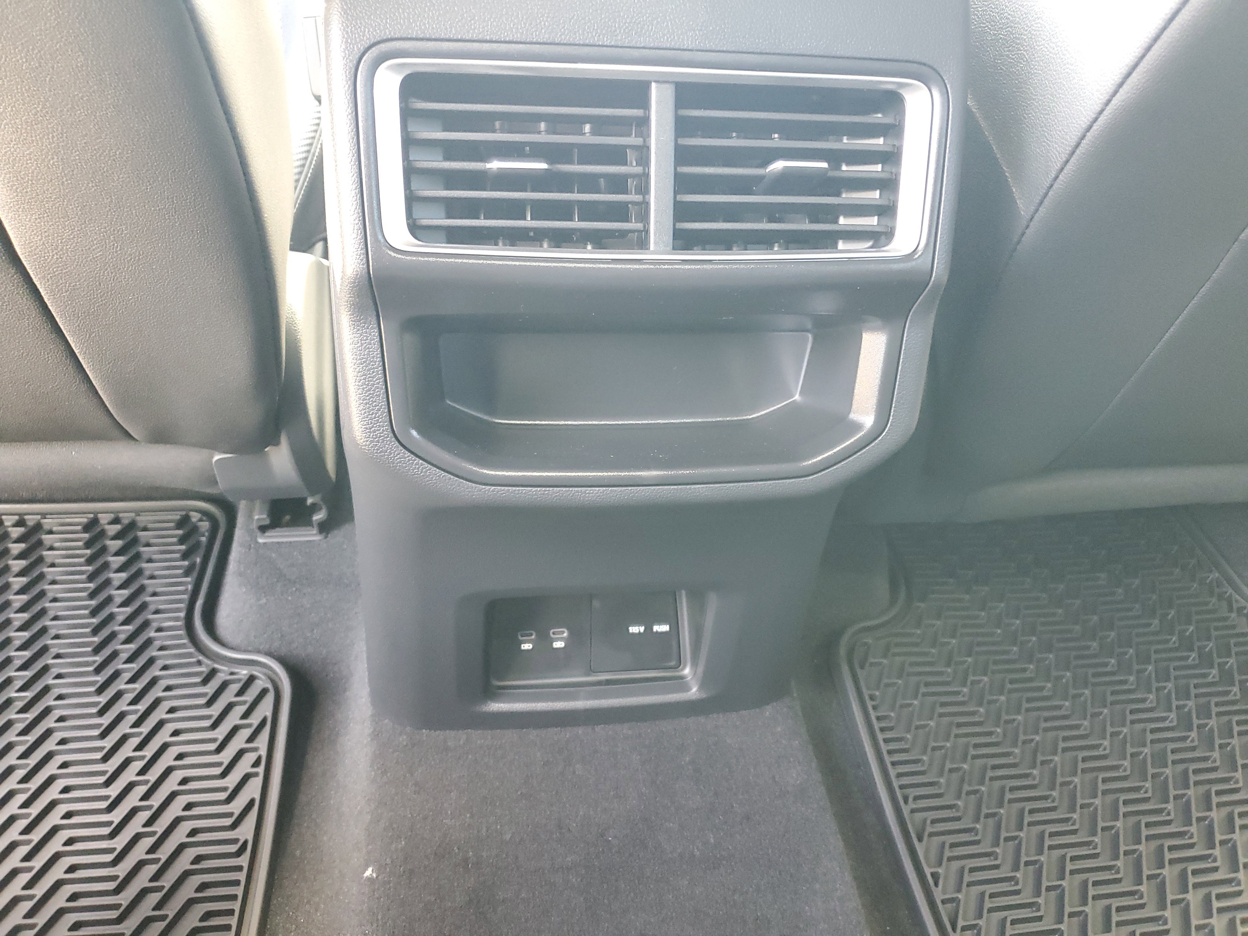 New 2026 Volkswagen Atlas Cross Sport SE image 11