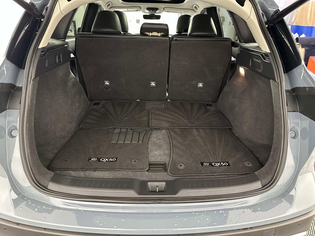 Certified 2023 INFINITI QX50 Luxe image 32
