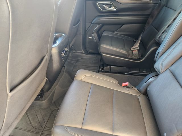 Used 2023 Chevrolet Suburban Z71 w/ Luxury Package AWD/4WD image 30