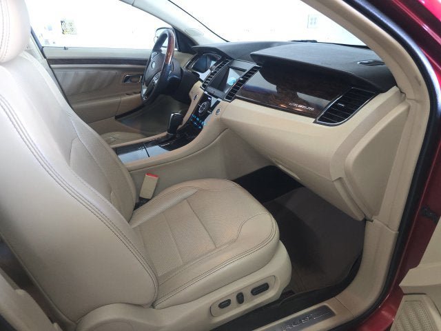 Certified 2018 Ford Taurus Limited AWD/4WD image 4
