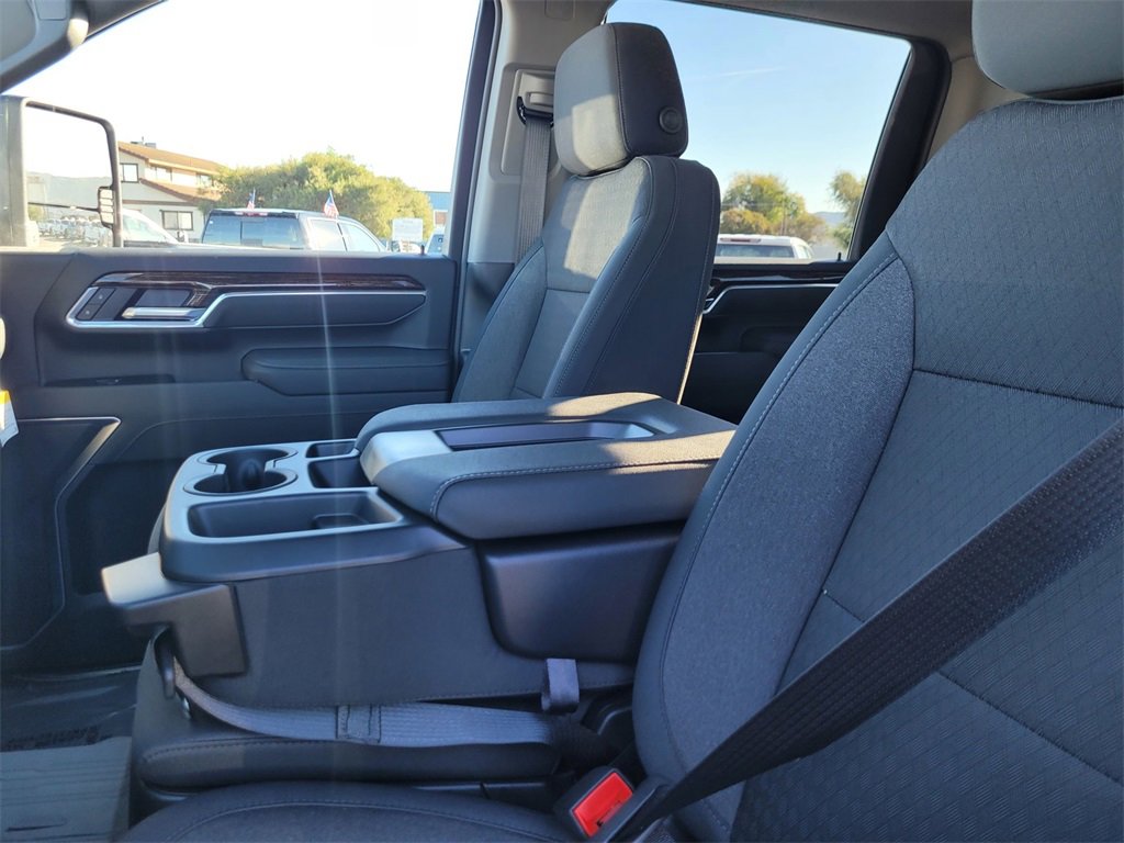 New 2026 GMC Sierra 2500 SLE w/ SLE Value Package; image 12