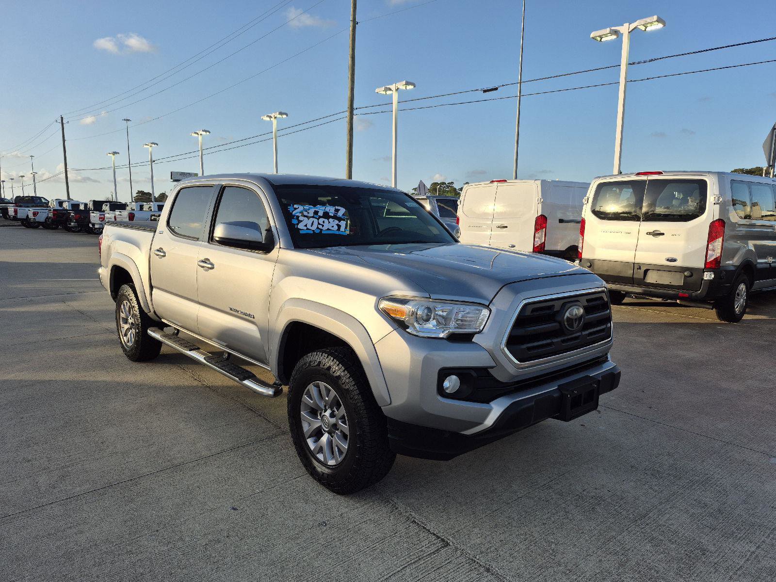 Used 2019 Toyota Tacoma SR5 RWD image 10