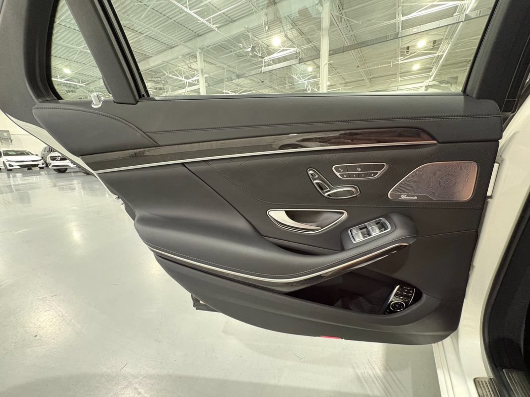 Used 2019 Mercedes-Benz S 560 4MATIC Sedan image 49