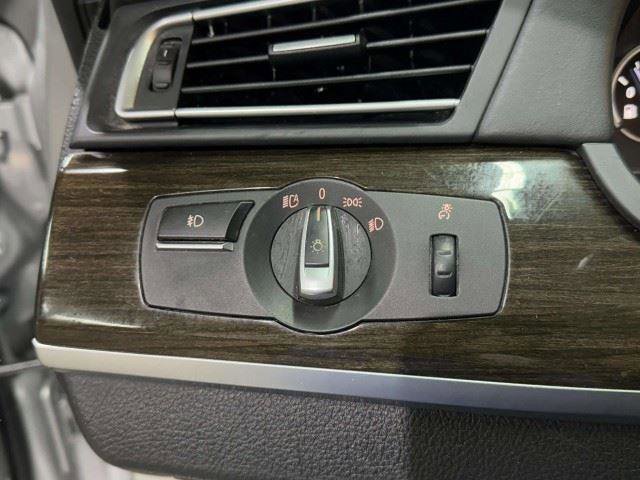 Used 2012 BMW 740Li RWD image 31