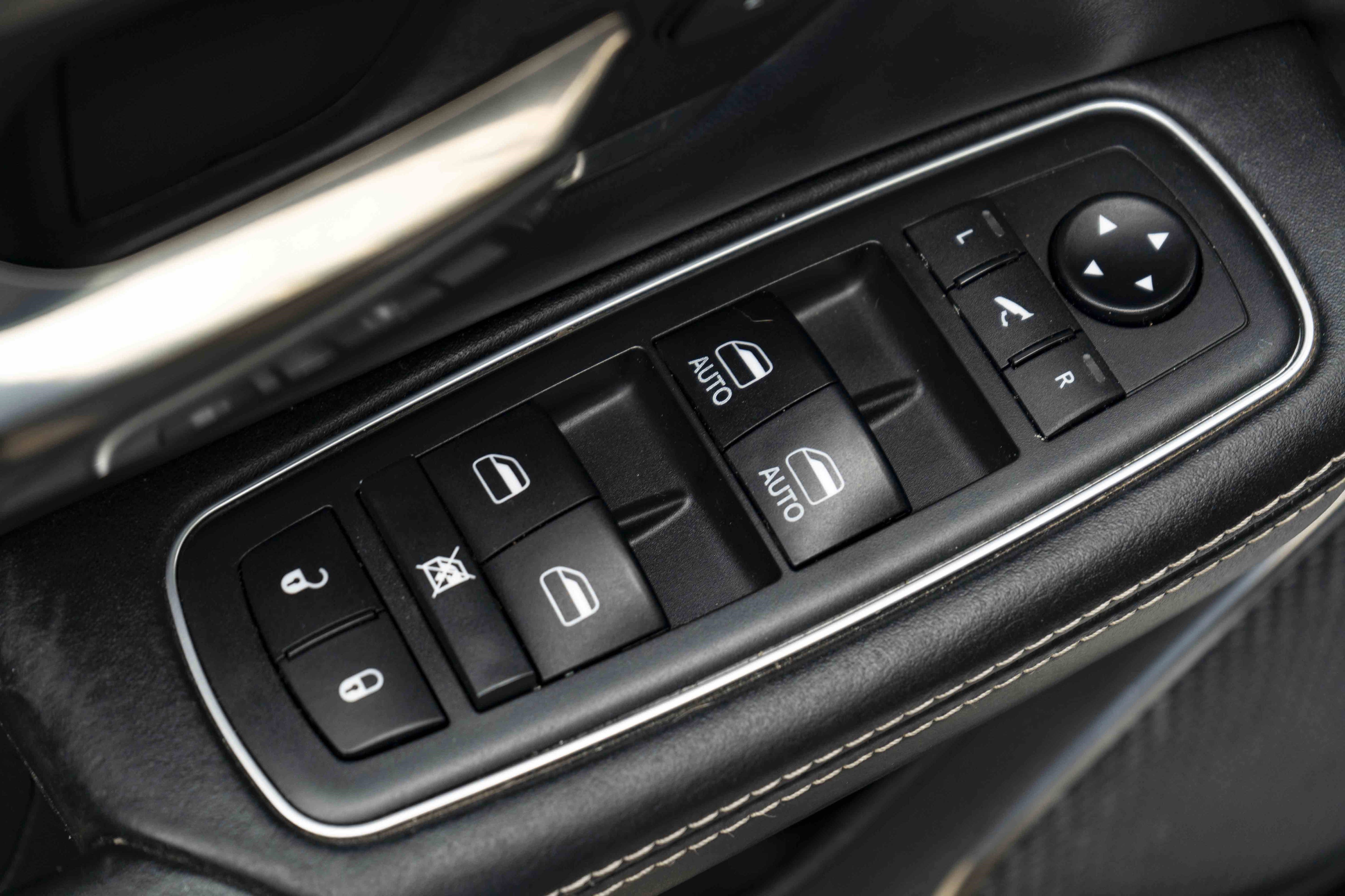 Used 2019 RAM 1500 Limited w/ Advanced Safety Group RWD image 39
