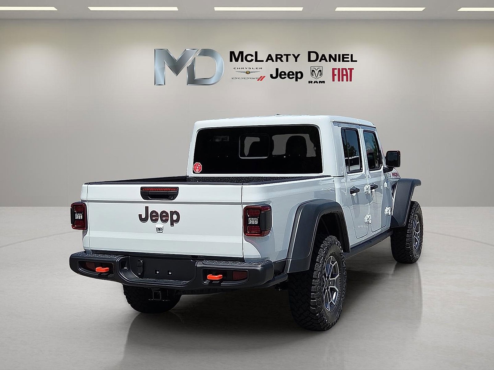 New 2025 Jeep Gladiator Mojave w/ Steel Bumper Group image 5