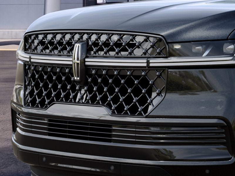 New 2027 Lincoln Navigator Reserve w/ Jet Appearance Package AWD/4WD image 17