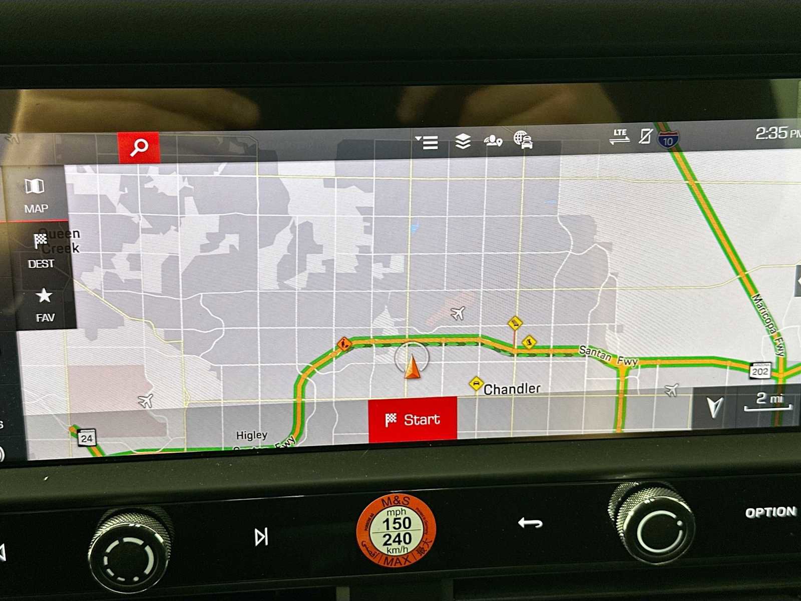 Certified 2025 Porsche Macan image 18