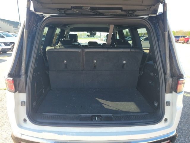 Used 2024 Jeep Wagoneer Series II w/ Flexible Seating Group image 26