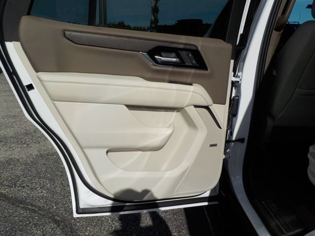 New 2026 GMC Yukon Denali w/ Advanced Technology Package AWD/4WD image 17