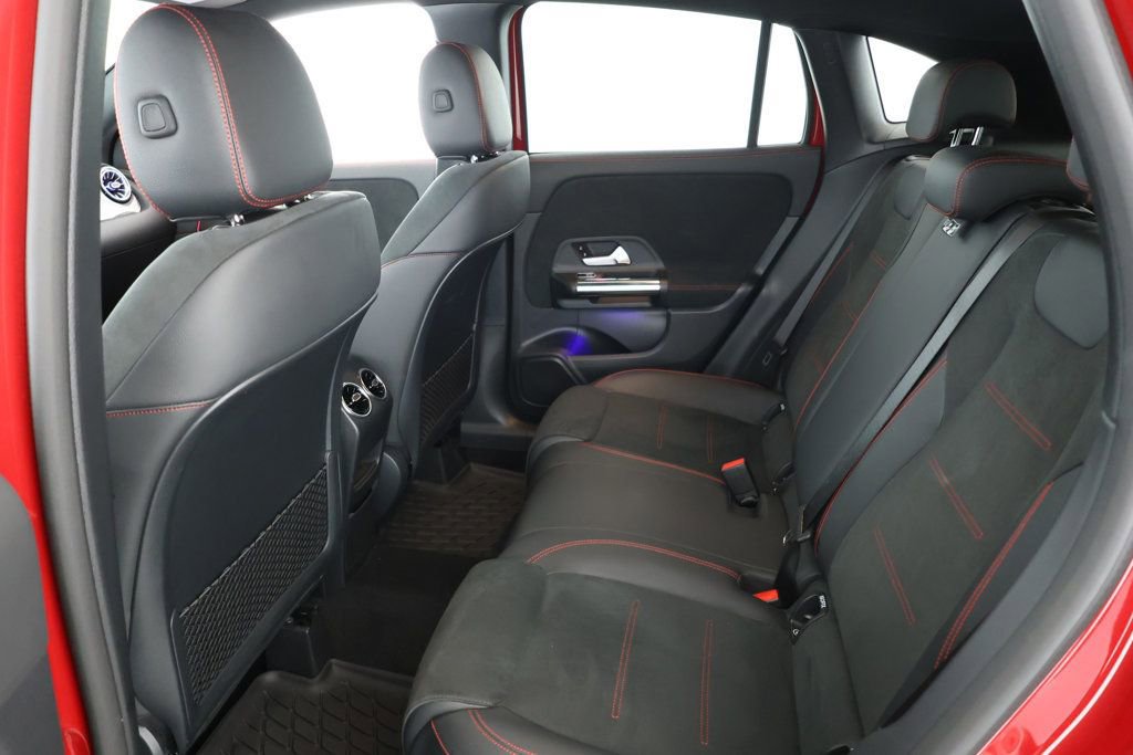 Used 2022 Mercedes-Benz GLA 250 4MATIC image 18