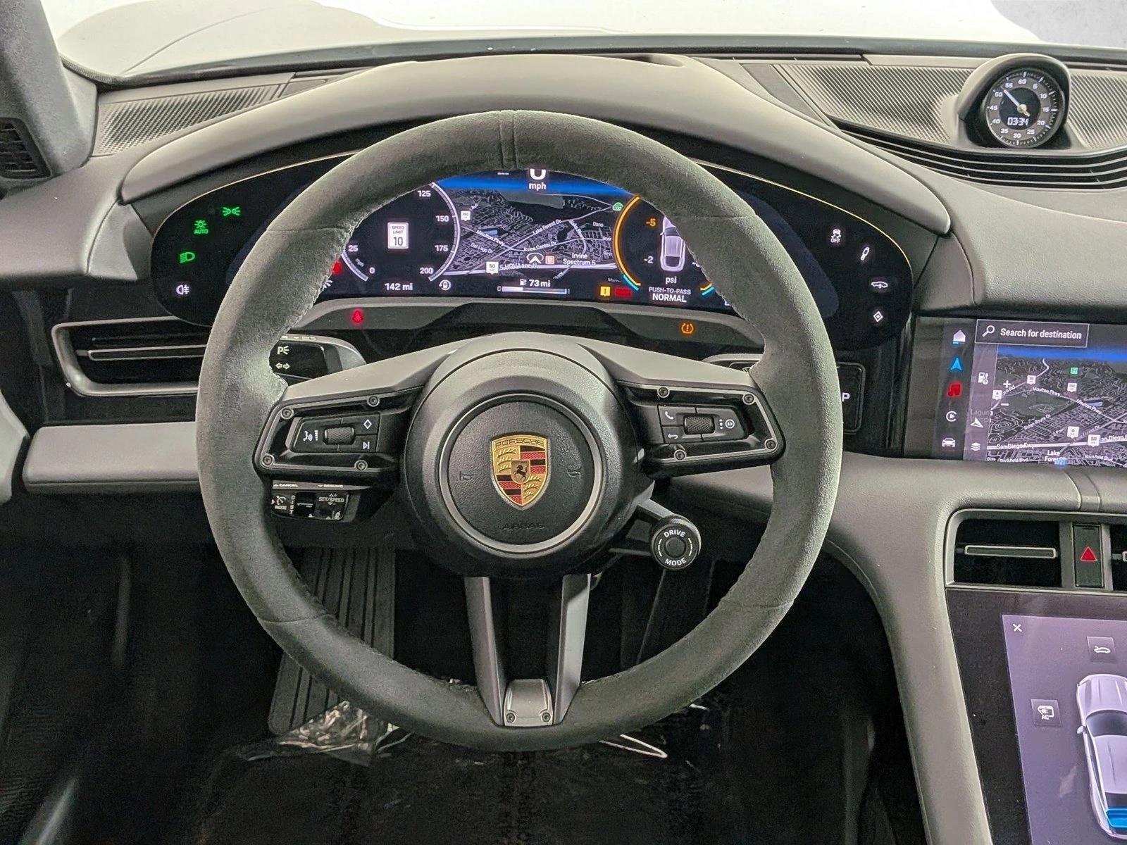 New 2025 Porsche Taycan 4S AWD/4WD image 15