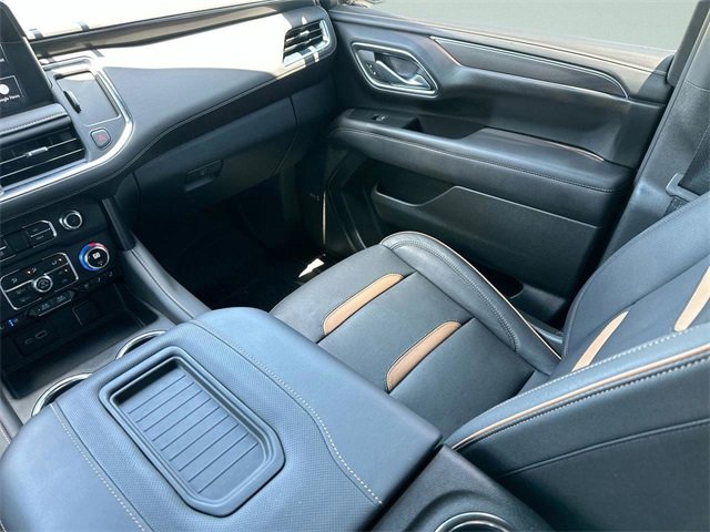 Used 2023 GMC Yukon AT4 w/ AT4 Premium Plus Package image 15